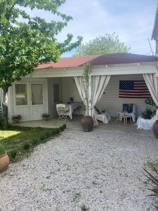 Maison Avec Jardin Et 3 Petits Chats , Proche Du Chateau Lacoste Le Puy-Sainte-Réparade Extérieur photo